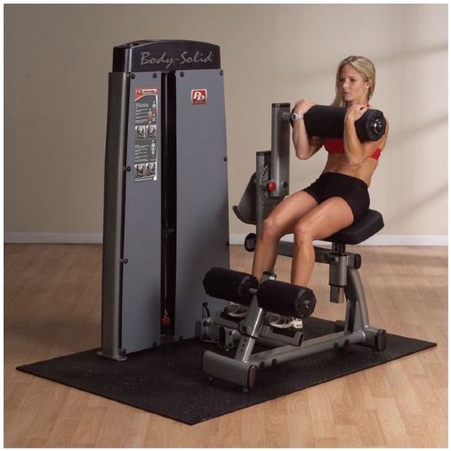 Регулируемый двухпозиционный валик размером 230 мм обеспечивает комфорт для атлета и необходимую фиксацию мышц живота и спины в ходе тренировок