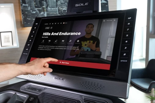 Беговая дорожка Sole F89 (21,5" TFT экран) с Z-образной рамой Беговая дорожка Sole F89 (21,5" TFT экран) с Z-образной рамой