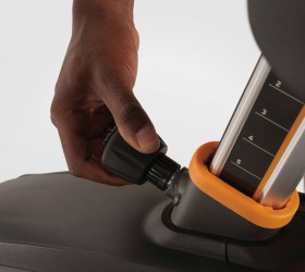 Рычажок "поверни-потяни" позволит установить оптимальную высоту для правильной, естественной посадки Рычажок "поверни-потяни" позволит установить оптимальную высоту для правильной, естественной посадки