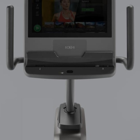 Горизонтальный велотренажер Matrix Lifestyle. Консоль Touch Base Горизонтальный велотренажер Matrix Lifestyle. Консоль Touch Base