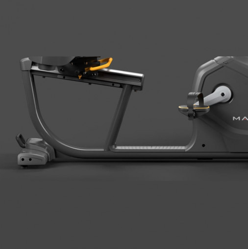 Горизонтальный велотренажер Matrix Endurance. Консоль Premium LED Горизонтальный велотренажер Matrix Endurance. Консоль Premium LED